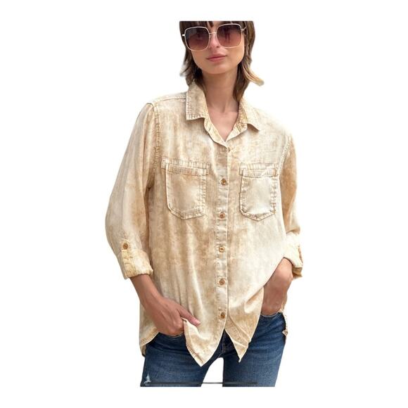 Billy T Floral Split Back Button Up Shirt - Picture 2 of 5